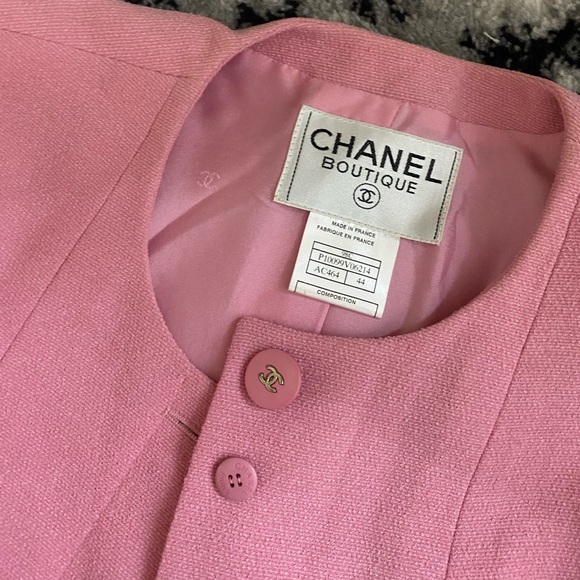 chanel pink coat